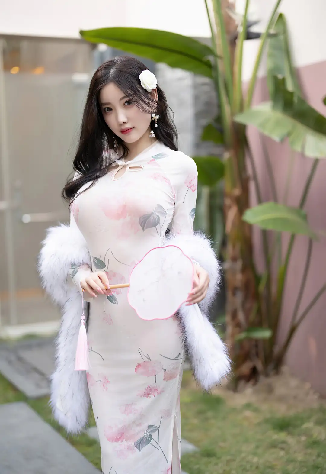 Yang Chenchen in white shirt morning light bedroom intimate photography