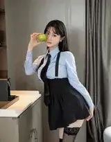 柚琪 蓝白衬衫黑裙吊带 甜妹私房 老猫摄影 高清清新作品 2025