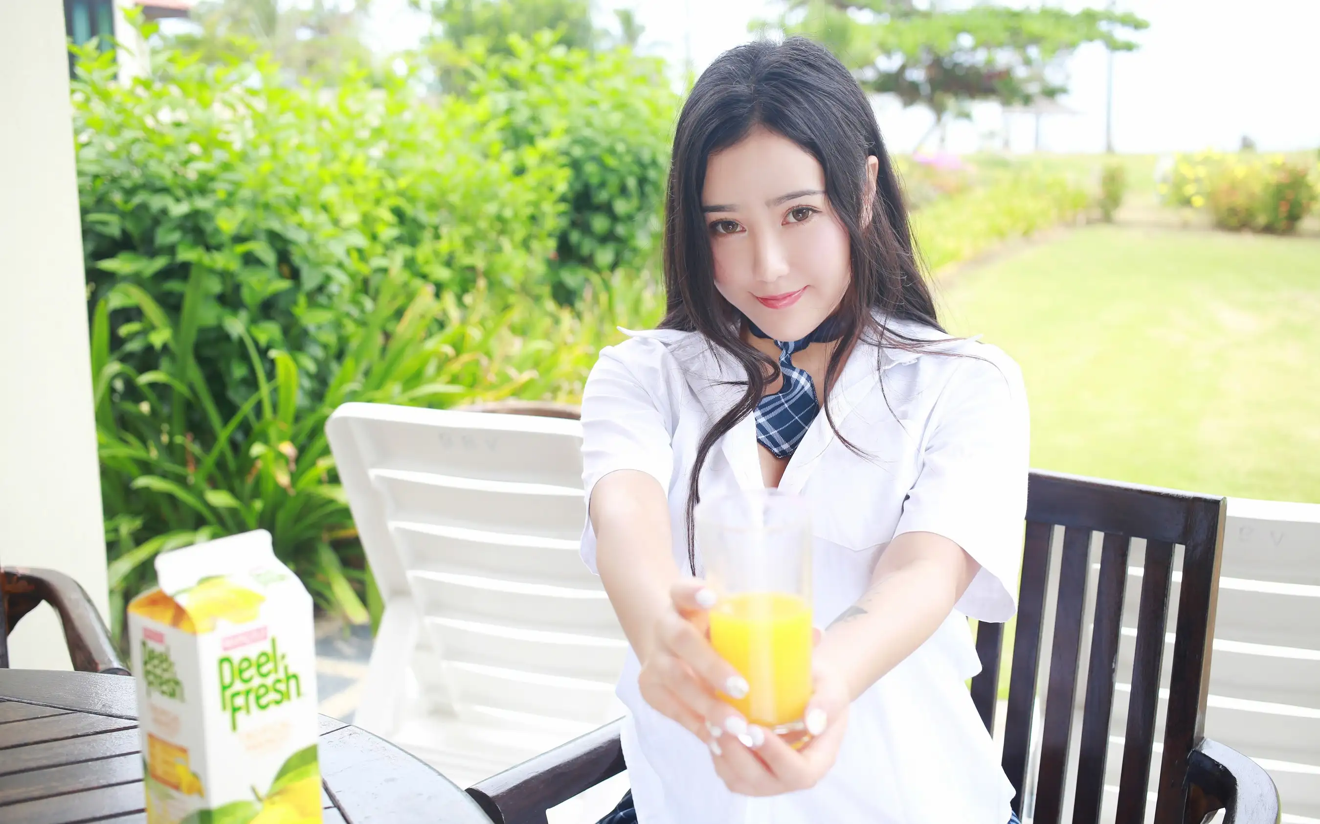 玛鲁娜 (4) 玛鲁娜Manuela 黑色内衣火辣风 甜辣混血私房高清写真