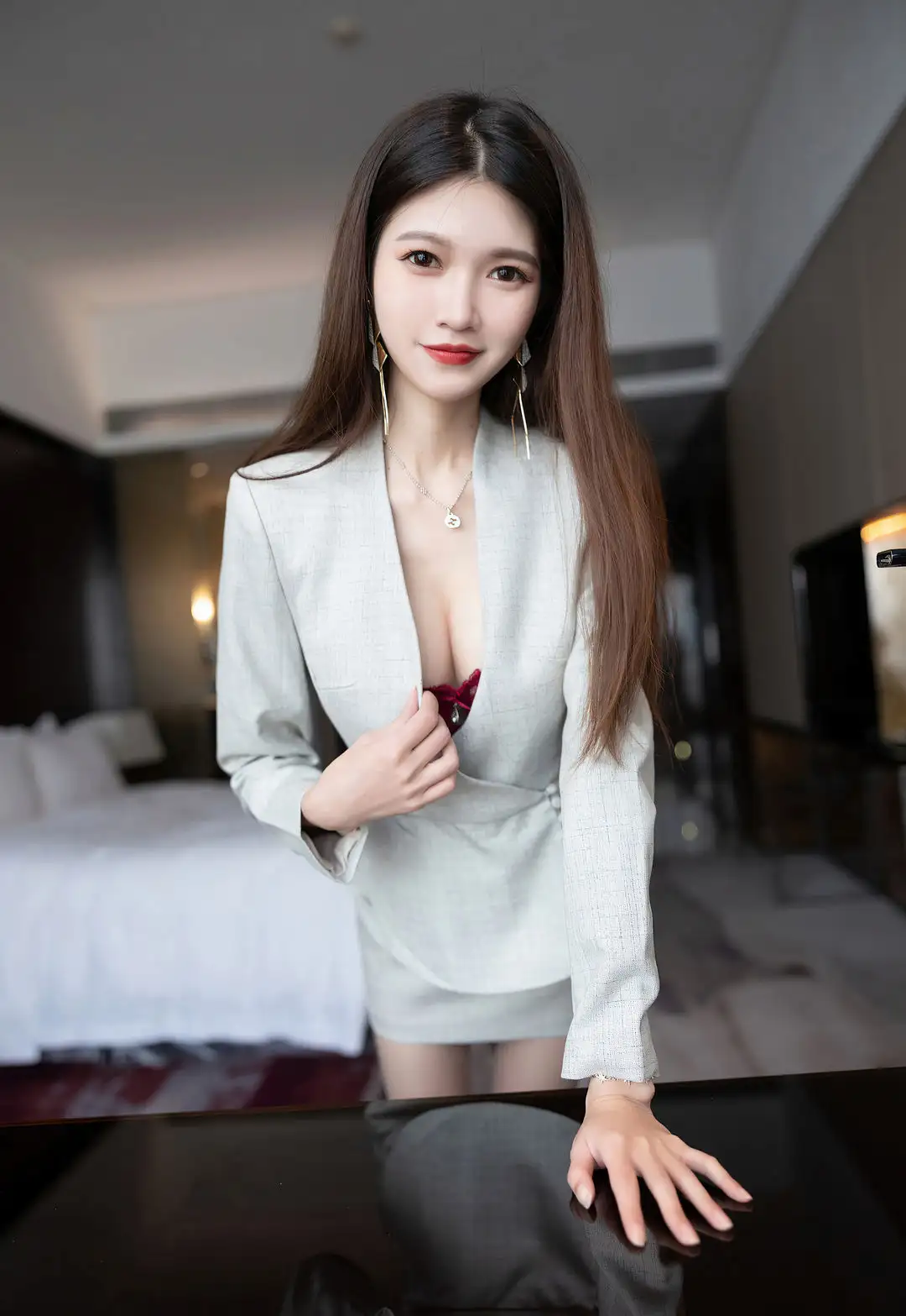 Cheng Cheng Cheng fine art artistic boudoir photography premium silk bodysuit shadows and highlights studio look