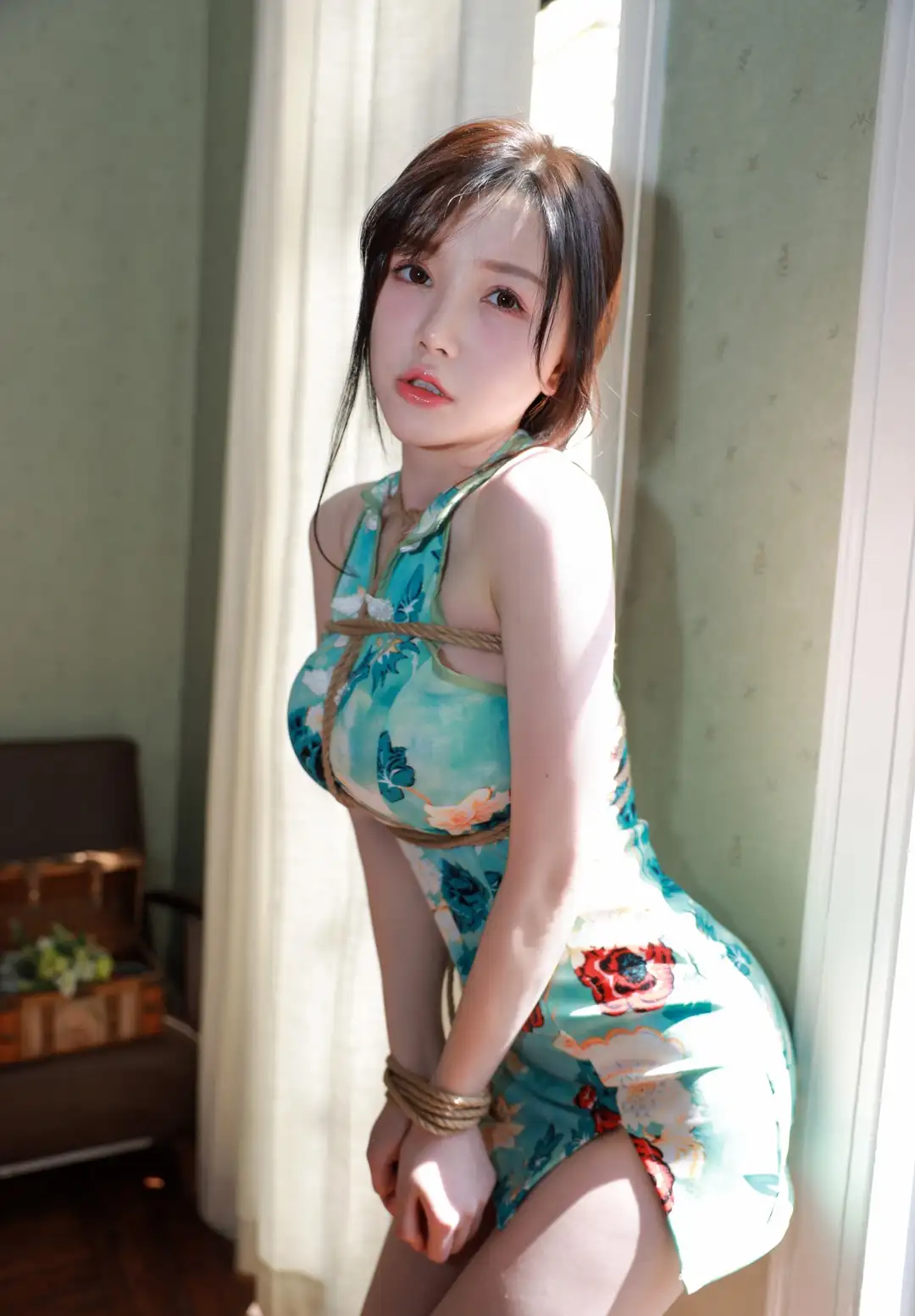 糯美子 (7) 糯美子 2026粉色吊带甜美风 治愈系私房高清写真