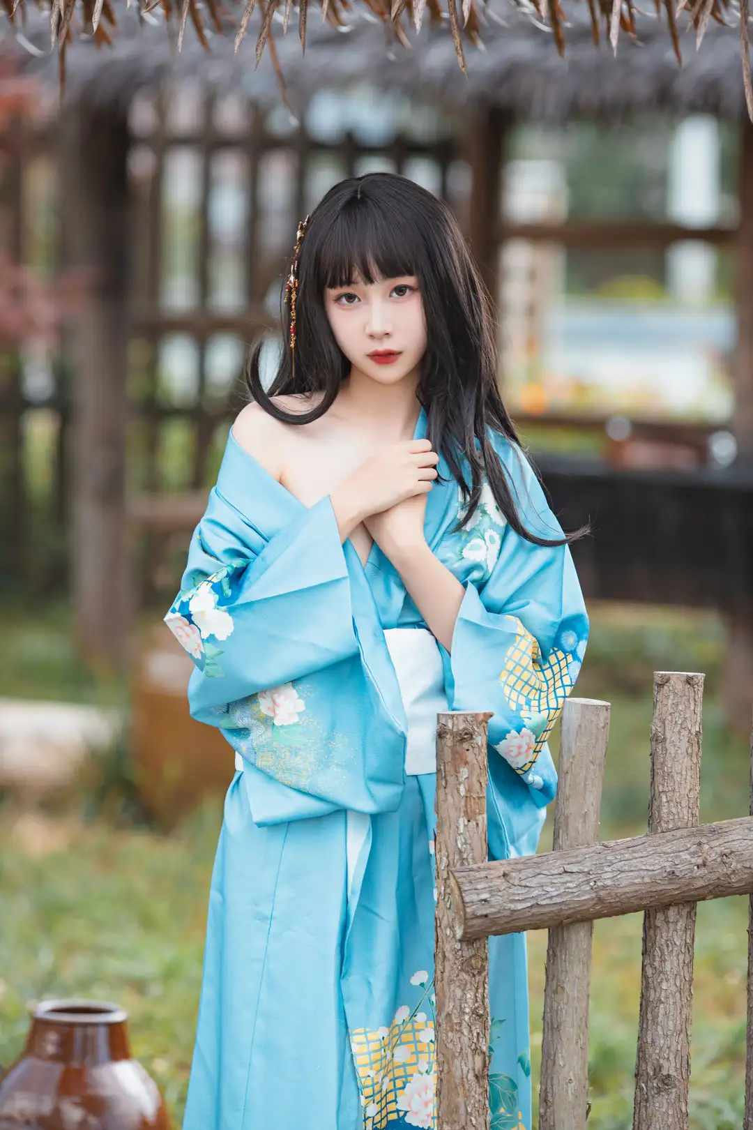 花音栗子 花音栗子 白裙日常甜妹私房写真 2025清新高清作品 - 老猫出品