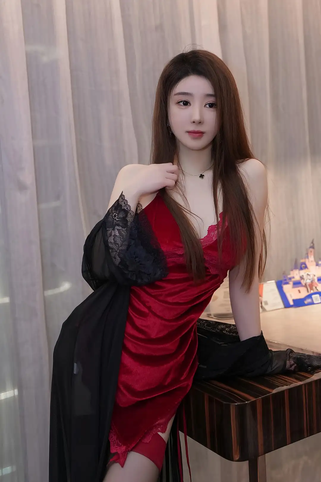 雨儿酱 (3) 雨儿酱 奶油色毛衣温暖甜妹私房写真 清新治愈摄影